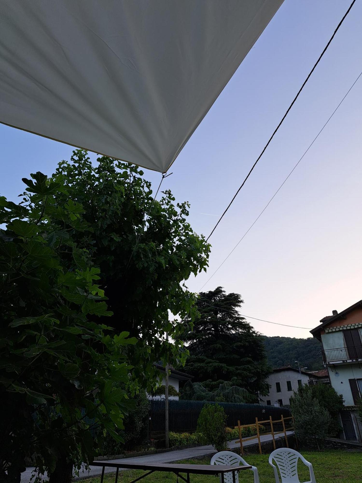 Green & Blue House Valbrona Exterior foto
